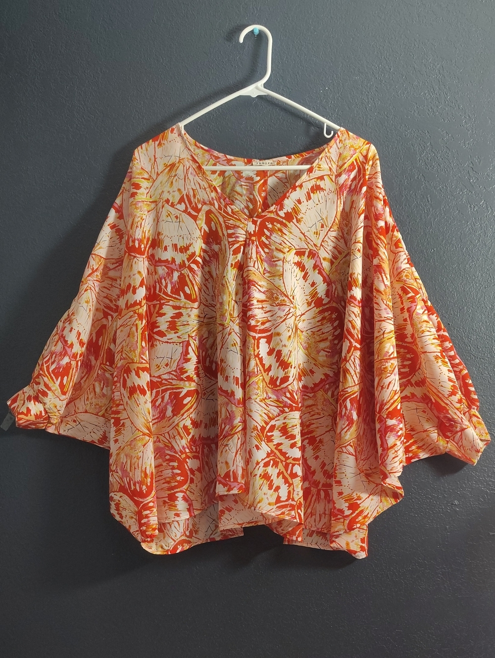 Jodifil Butterfly Boho Batwing oversized flowy Print Kimono Blouse Small